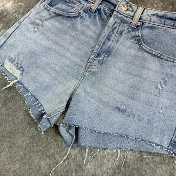 NWT Super High-Rise Cutoff Shorts - Picture 3 of 13